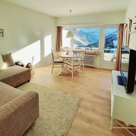 Appartement Mitten In Latscha